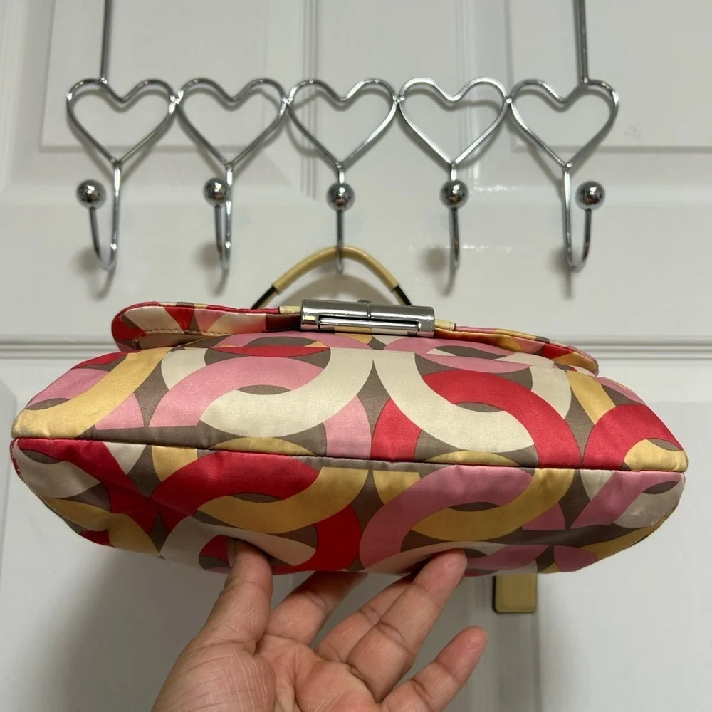 COACH Y2K F22748 Geometric Print Hobo Bag in Red Pink Gold /crossbody bag